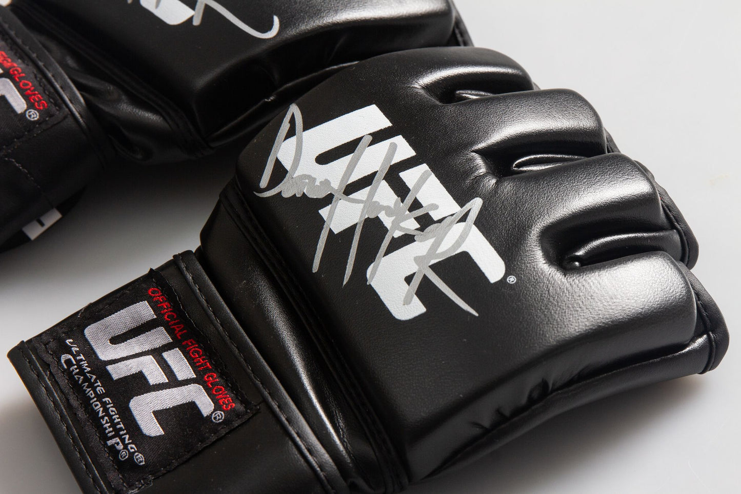 Dan "Hangman" Hooker Signed UFC Glove auto