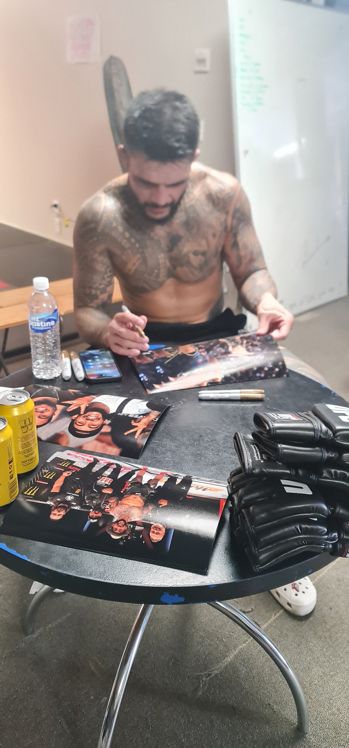 Tyson Pedro UFC Glove auto